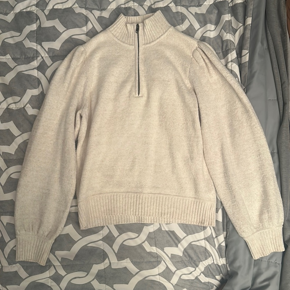 Universal thread sweater